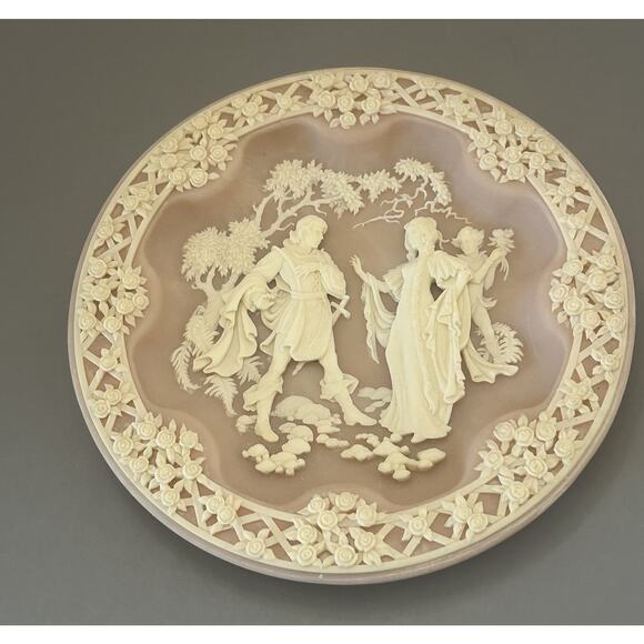Shakespearean Lovers Collectors Plate Ferdinand and Miranda Pink White Incolay - Picture 1 of 5